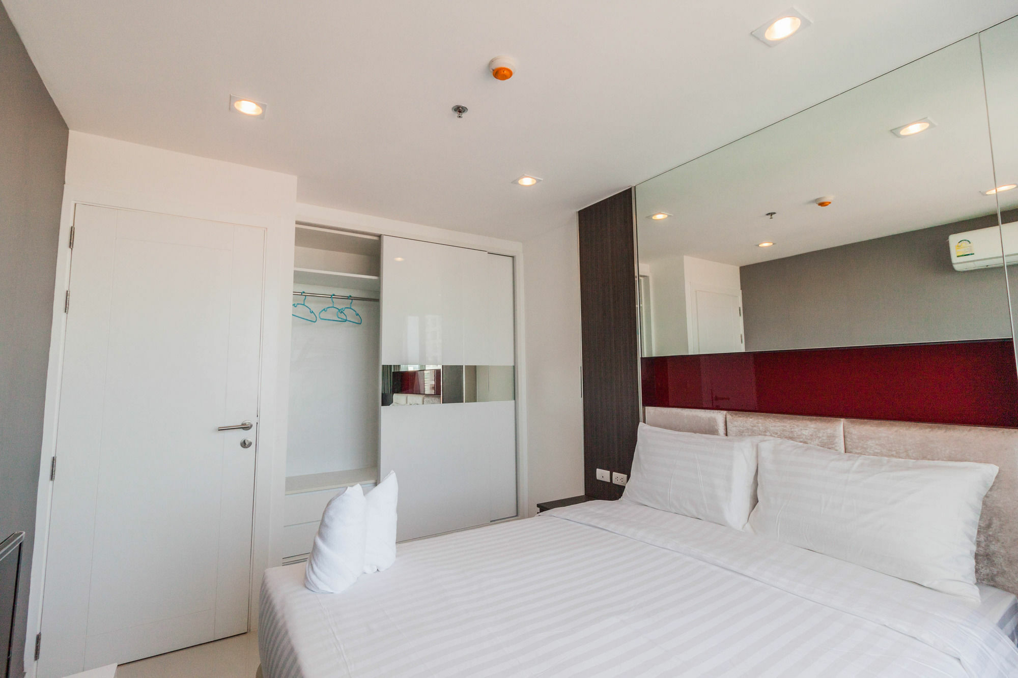 Vision Pratumnak By Pattaya Sunny Rentals Экстерьер фото