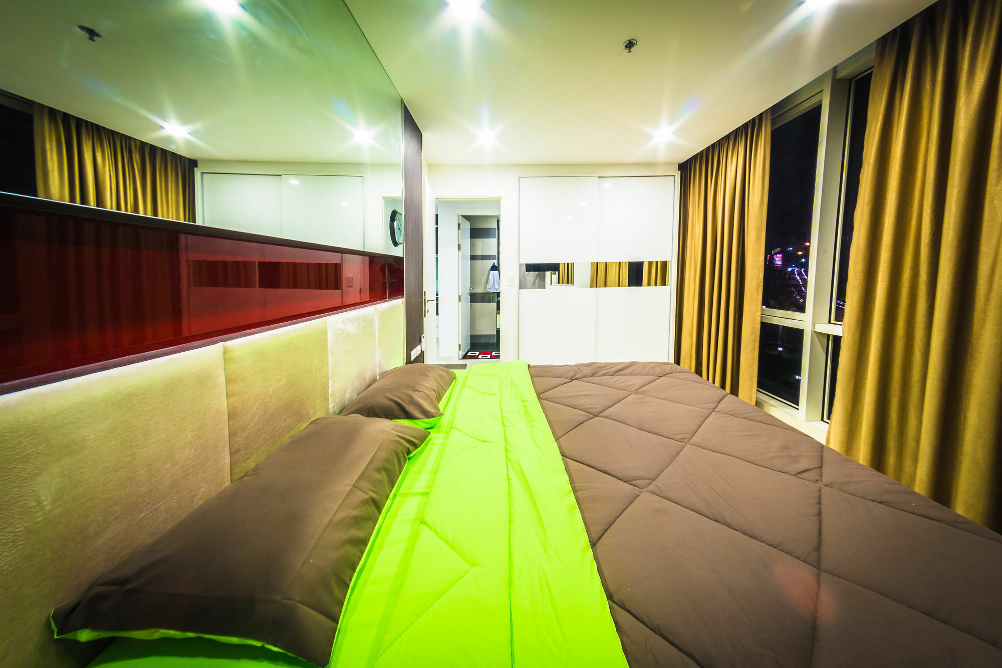 Vision Pratumnak By Pattaya Sunny Rentals Экстерьер фото
